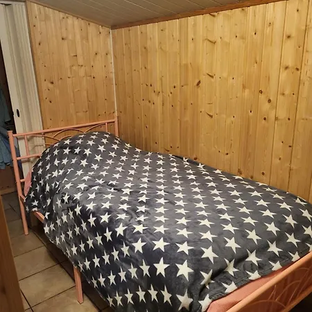 Holzhaeusl Am Fusse Des Liliensteins Apartment Konigstein an der Elbe